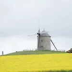 Lepetit Nid Du Mont Maison Normande Proche De La Baie Du Mont Saint Michel Feriehus Pontorson