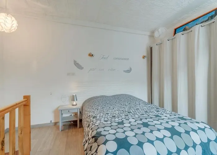 Lepetit Nid Du Mont Maison Normande Proche De La Baie Du Mont Saint Michel Casa de Férias Pontorson