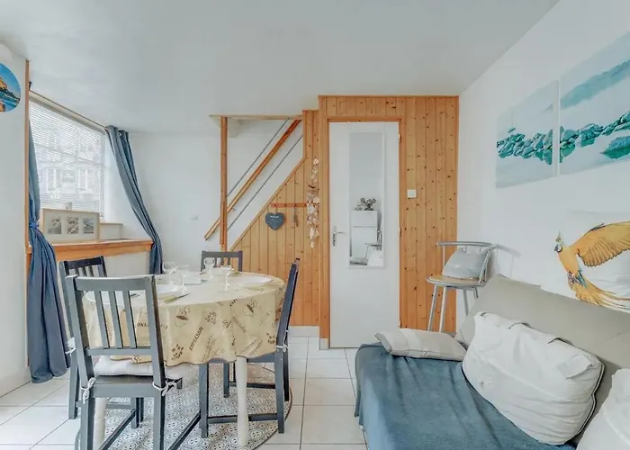 Lepetit Nid Du Mont Maison Normande Proche De La Baie Du Mont Saint Michel Feriehus *