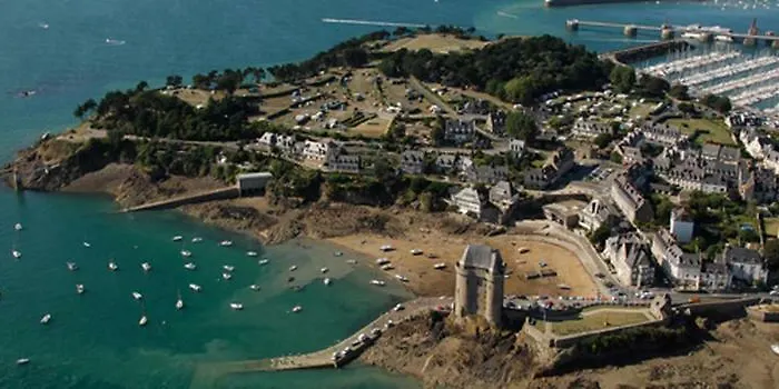 Lepetit Nid Du Mont Maison Normande Proche De La Baie Du Mont Saint Michel Pontorson
